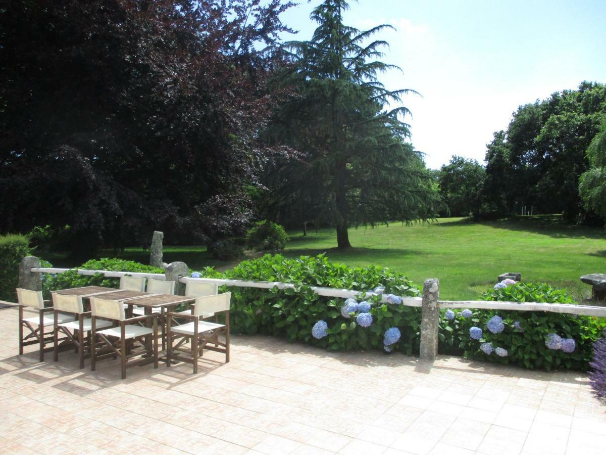 Trégunc Domaine Les Grandes Roches Bed & Breakfast エクステリア 写真