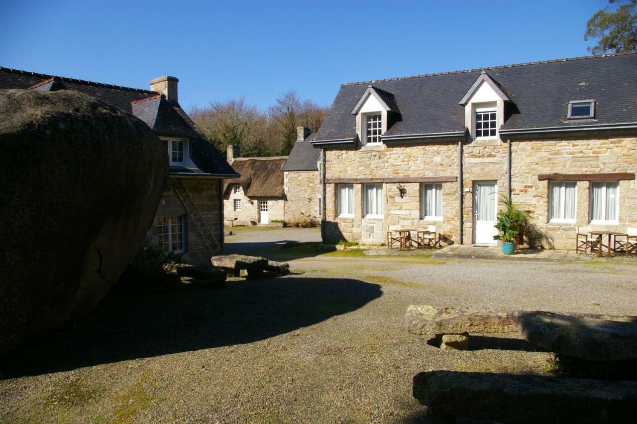 Trégunc Domaine Les Grandes Roches Bed & Breakfast エクステリア 写真