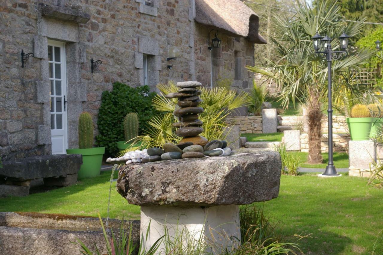 Trégunc Domaine Les Grandes Roches Bed & Breakfast エクステリア 写真