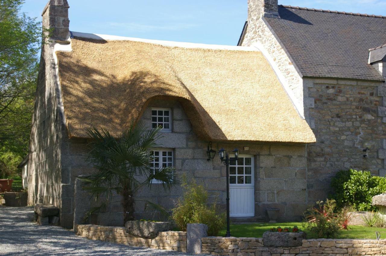 Trégunc Domaine Les Grandes Roches Bed & Breakfast エクステリア 写真