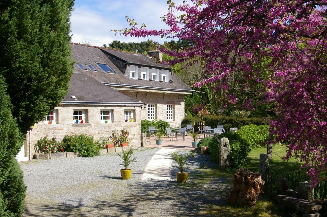Trégunc Domaine Les Grandes Roches Bed & Breakfast エクステリア 写真