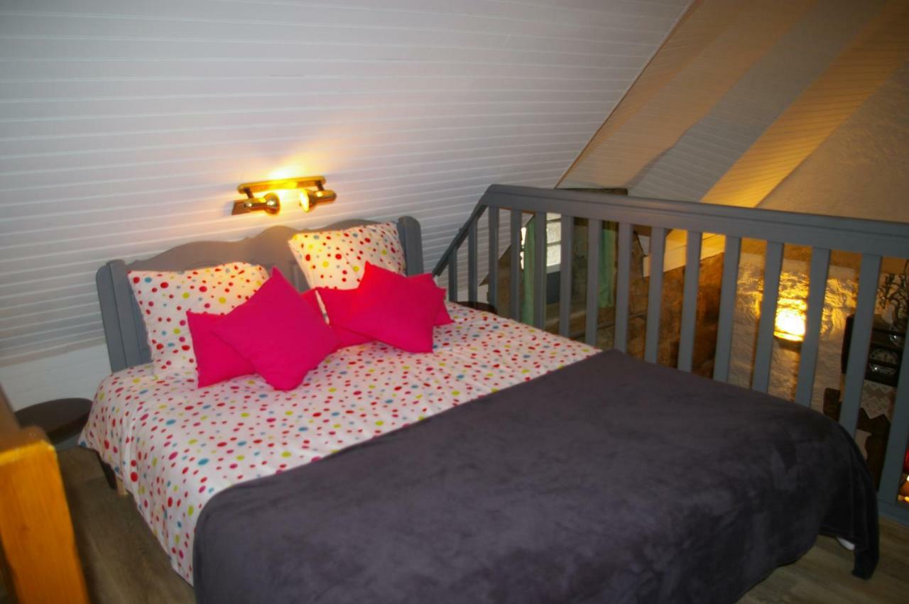 Trégunc Domaine Les Grandes Roches Bed & Breakfast エクステリア 写真