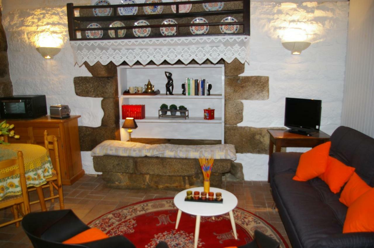 Trégunc Domaine Les Grandes Roches Bed & Breakfast エクステリア 写真
