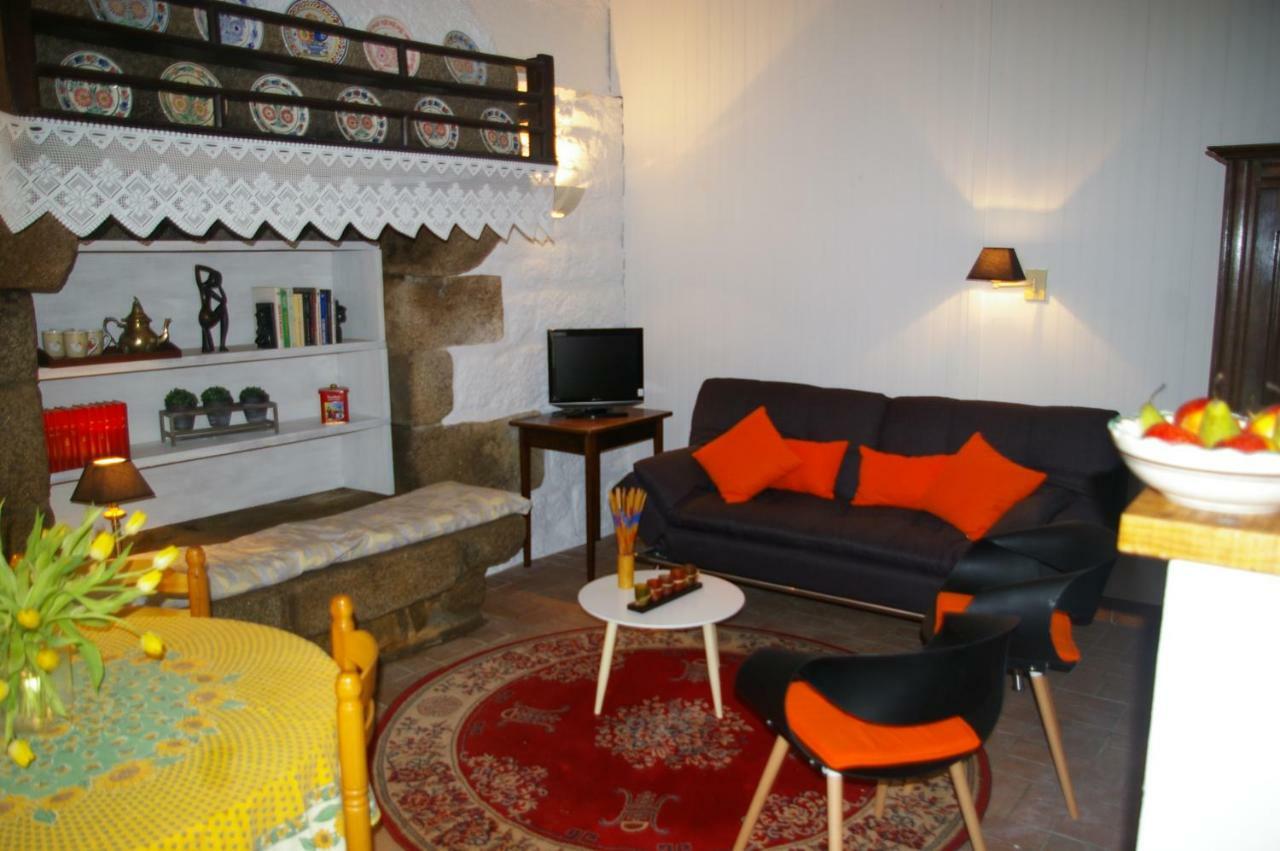 Trégunc Domaine Les Grandes Roches Bed & Breakfast エクステリア 写真